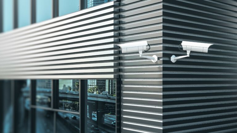 Die Top Facility Technology GmbH trägt durch Digitalisierung, Wartung und gesetzeskonforme Betreuung zur langfristigen Wertsteigerung von Gebäuden bei.